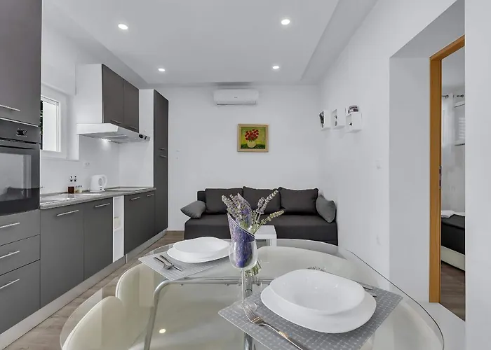 Sunny Garden Ana Apartament Makarska